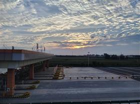 ���丽的晚�?  height="130" border="0" style="width: 154px; border: solid 1px black;" />
                                                                                    </a><br />
                                                                                    <a href=